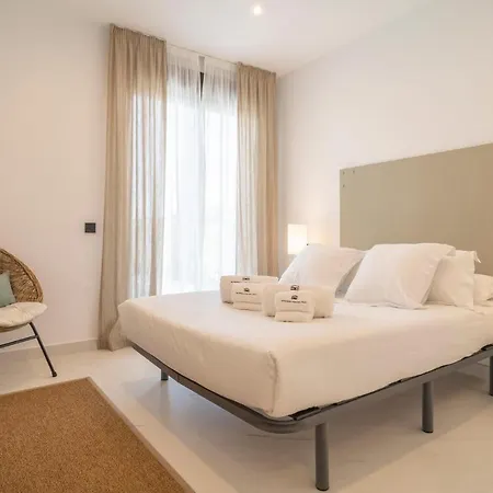 Amazing In With 2 Bedrooms, Wifi And Outdoor Swimming Pool Эстепона