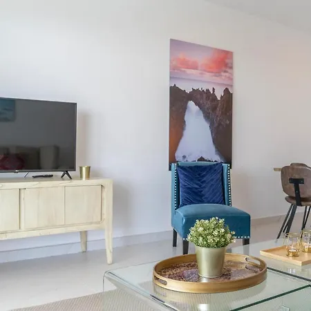 Amazing In With 2 Bedrooms, Wifi And Outdoor Swimming Pool * Эстепона